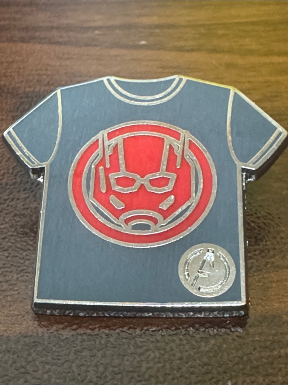 5/$25 Ant Man Hidden Disney Marvel Trading Pin 2024 T-shirt
